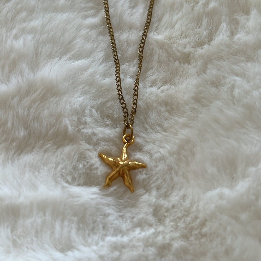 The Little Mermaid gold starfish charm necklace